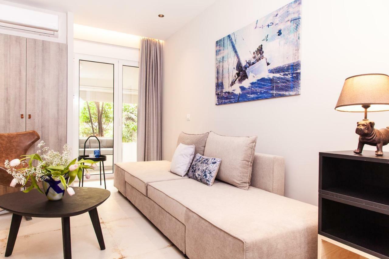 Sweet Suite Flora In Vouliagmeni Atenas Exterior foto